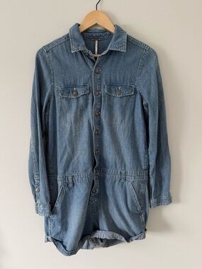 FREE PEOPLE | Chambray Long Sleeve Blue Denim Cotton Romper (size XS)